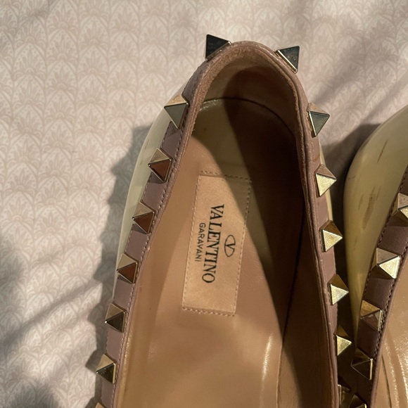 Valentino Rockstud Flats - Picture 2 of 9